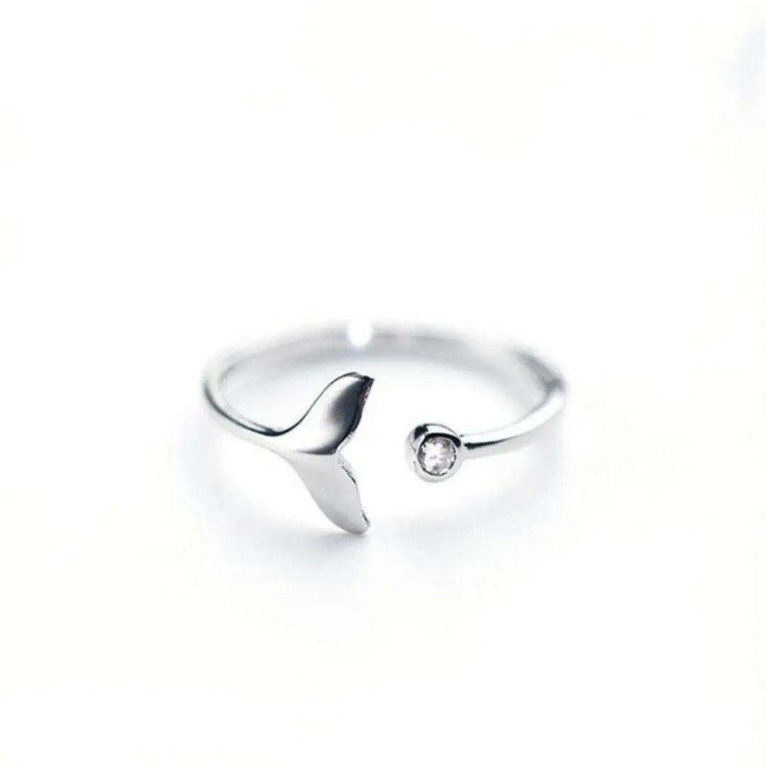 Ring with dolphin tail in sterling silver and adjustable zircons
