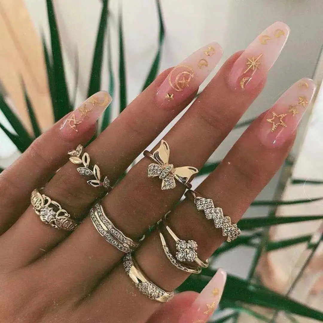 Unique premium packaging containing 8 to 12 rings