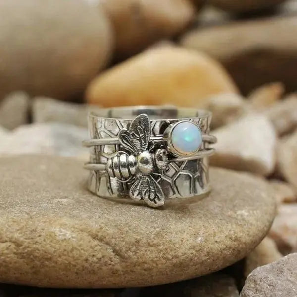 Meditation rotating ring with bee gemstone