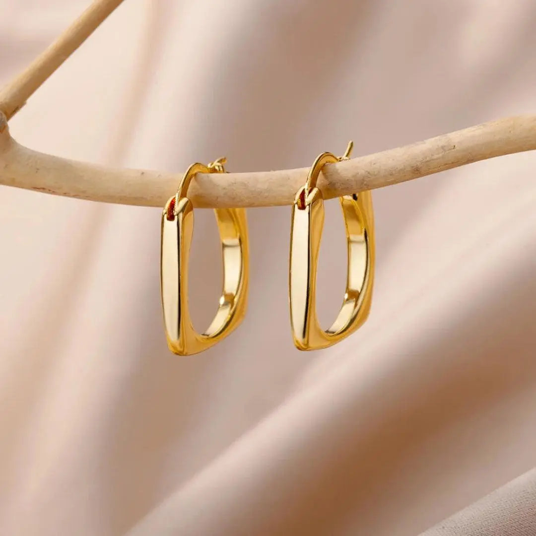 Exquisite gold rings