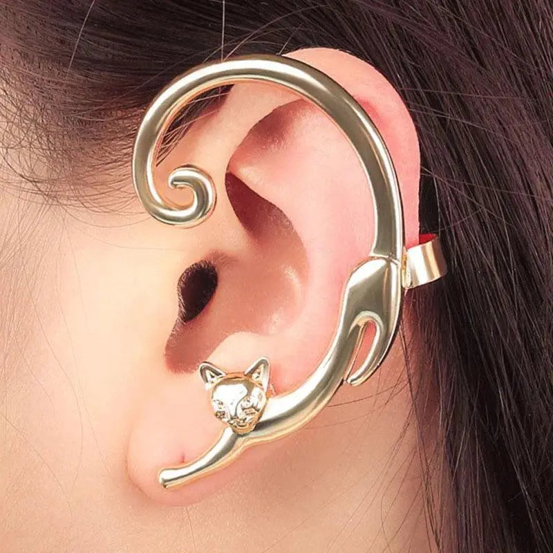 Silver luxury cat earring