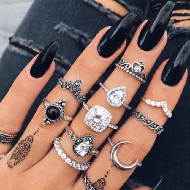 Unique premium packaging containing 8 to 12 rings