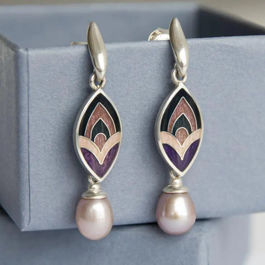 Vintage style pearl and enamel earrings
