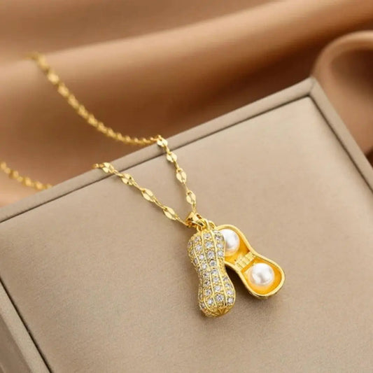 Chrysalis gold pearl necklace