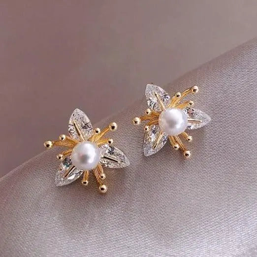 Earrings with crystals and pearls