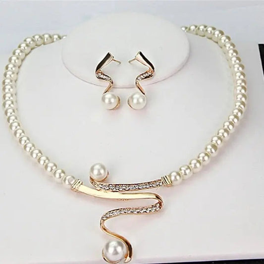Necklace of natural pearls + earring set