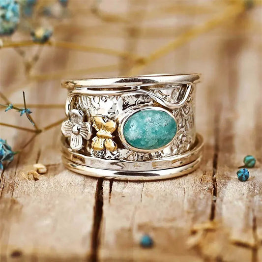 Vintage style opal ring