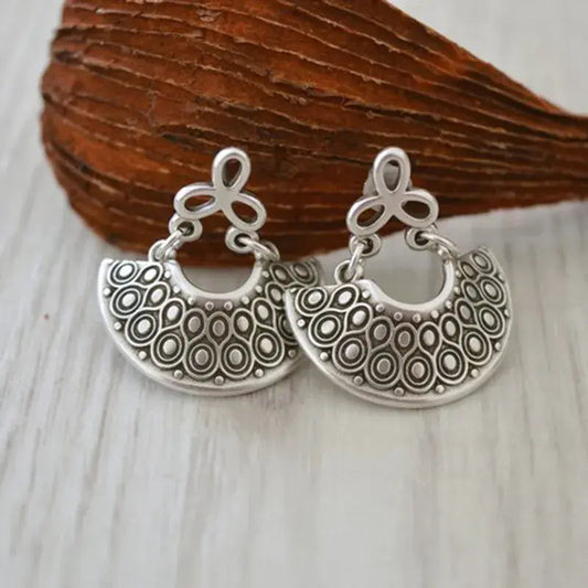 Medium silver earrings with vintage style mandala