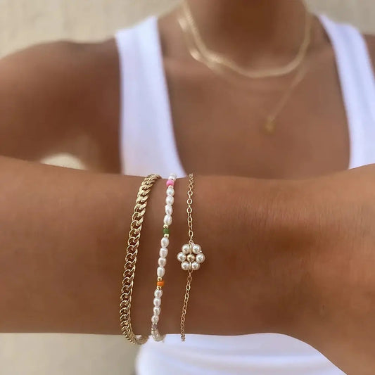 Daisy pearl bracelet