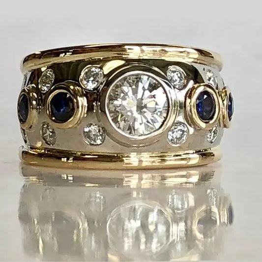 Gold vintage style ring with zircons