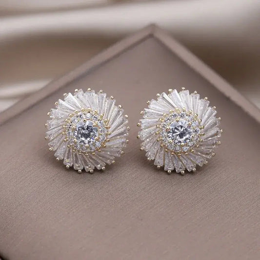 Elegant spiral earrings in light color